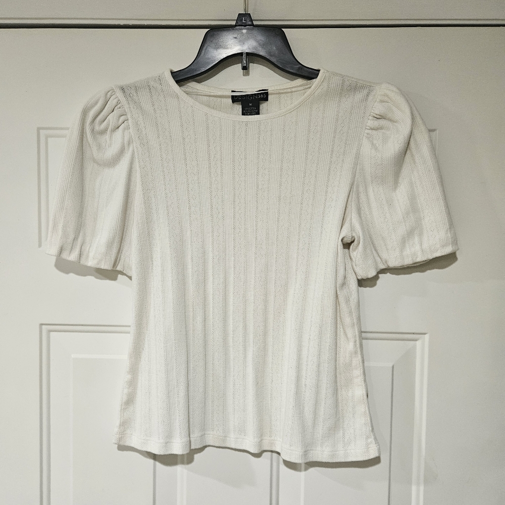 White short sleeve shirt